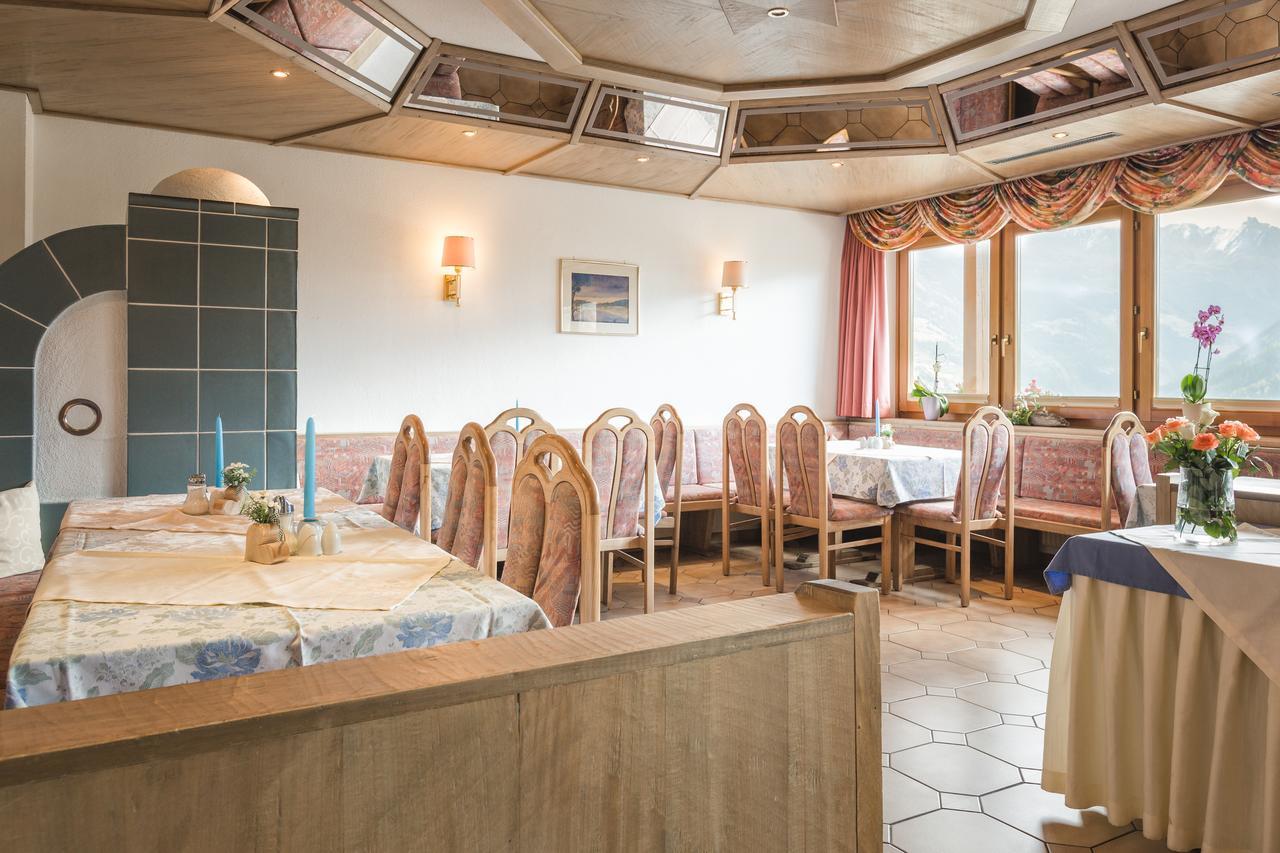 Hotel Garni Tirol Ladis Exterior photo